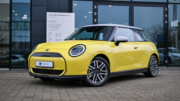 MINI COOPER E